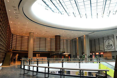 洛陽正大廣場盛大開業(yè)，智慧辦公打卡系統(tǒng)引領(lǐng)未來工作新體驗(yàn)